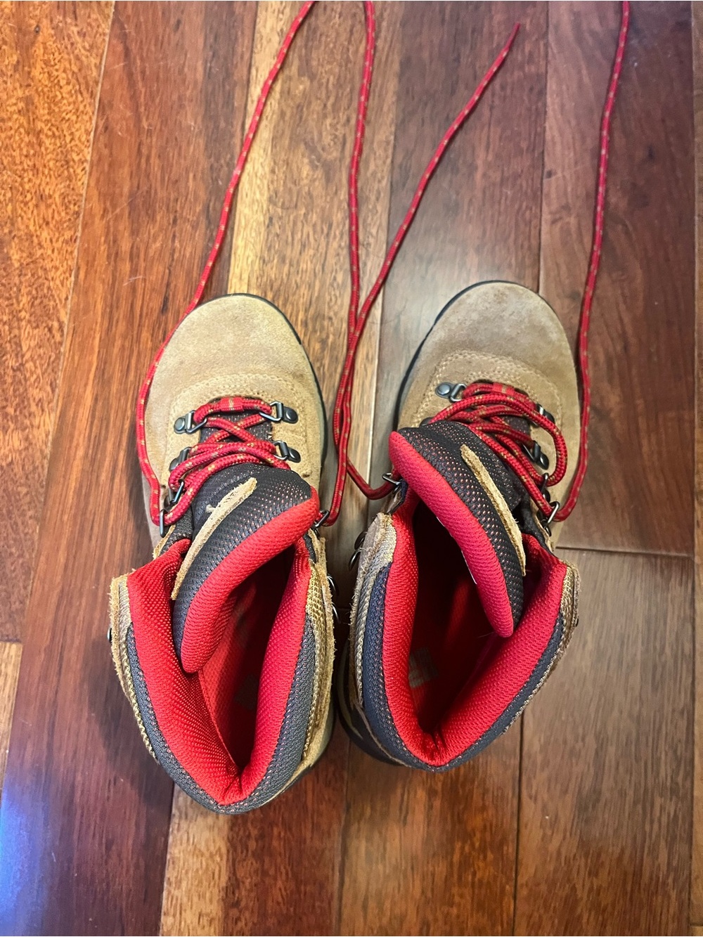 Columbia Brown Suede hiking Boots with Red Accents
